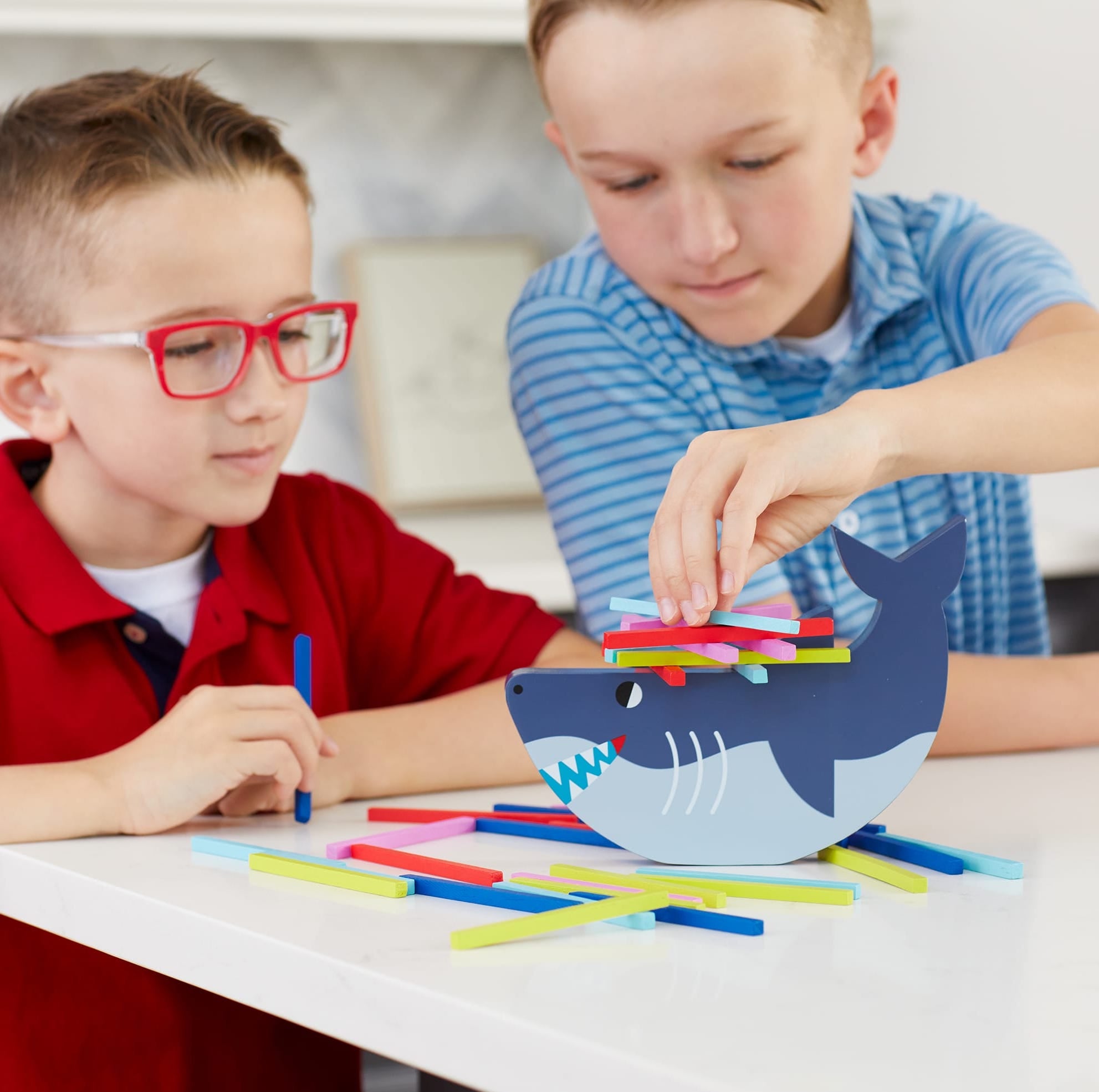 Shark Stack-up! Wooden Balancing Game – Mudpuppy