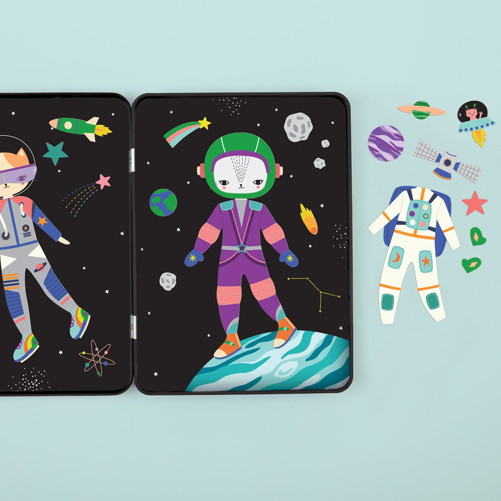 Space Cat Magnetic Tin - Mudpuppy